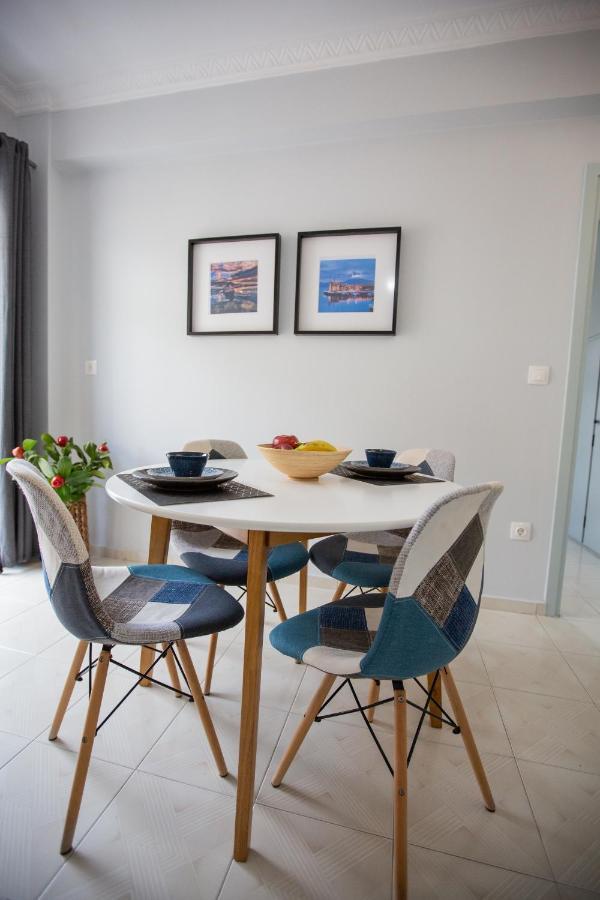 Casa In Centro Apartment นาฟปาคตอส ภายนอก รูปภาพ