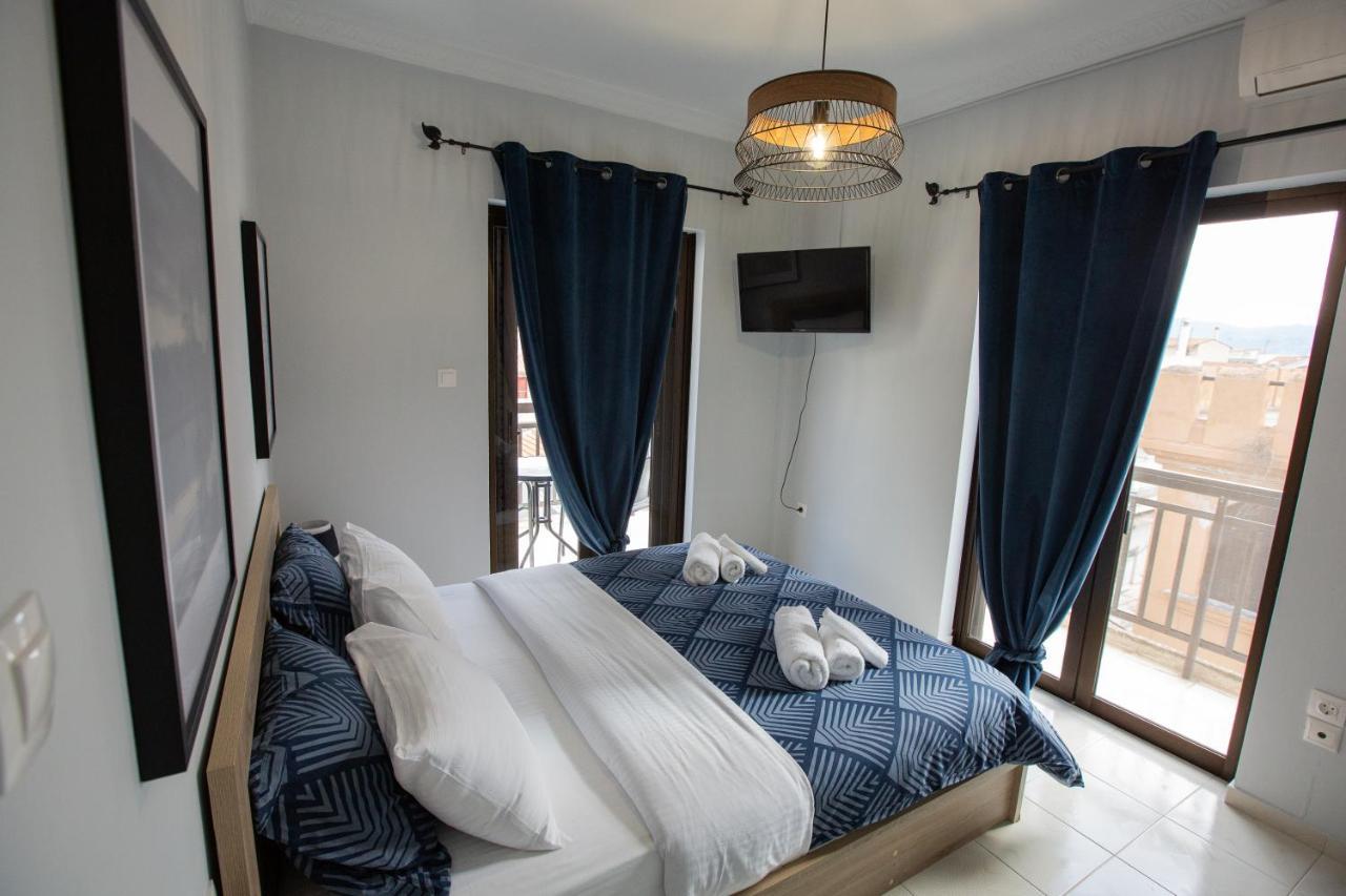 Casa In Centro Apartment นาฟปาคตอส ภายนอก รูปภาพ